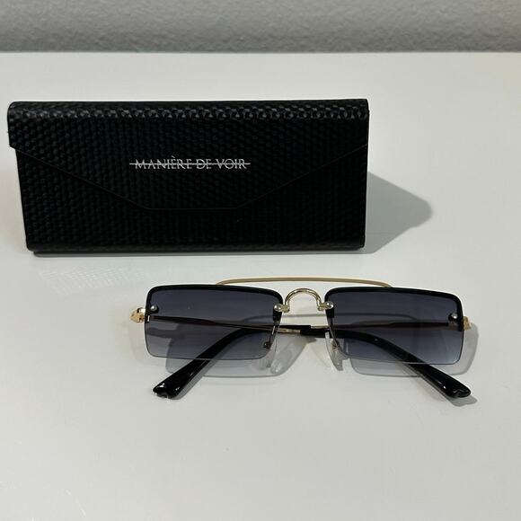 Manière De Voir Black Rectangle Sunglasses with Gold Accents - Picture 3 of 12